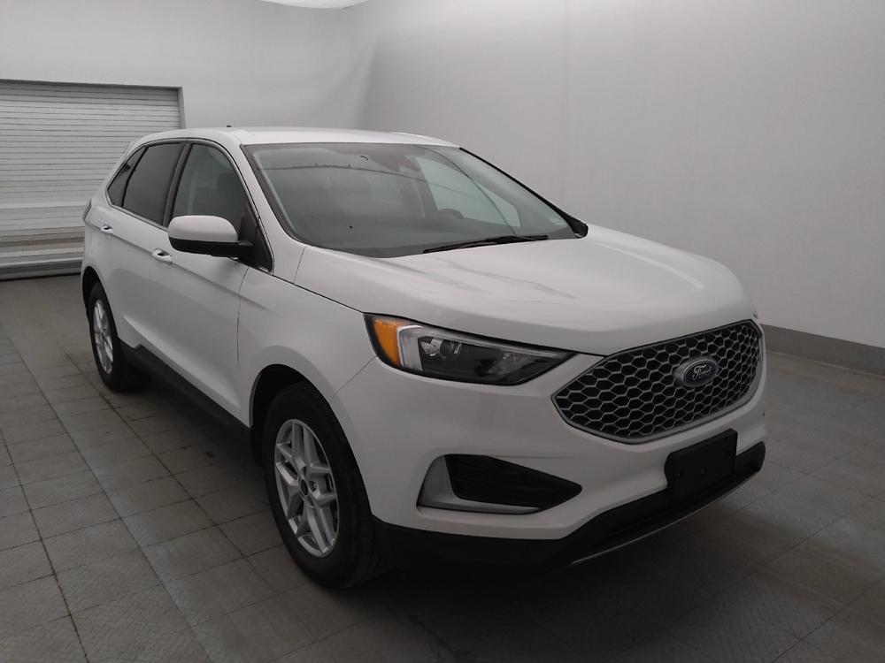 used 2024 Ford Edge car, priced at $25,195