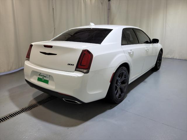 used 2022 Chrysler 300 car, priced at $22,895