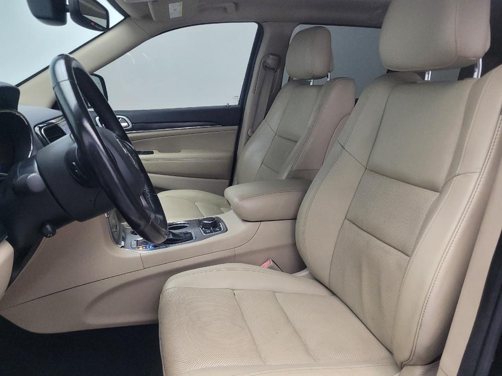 used 2020 Jeep Grand Cherokee car, priced at $21,395