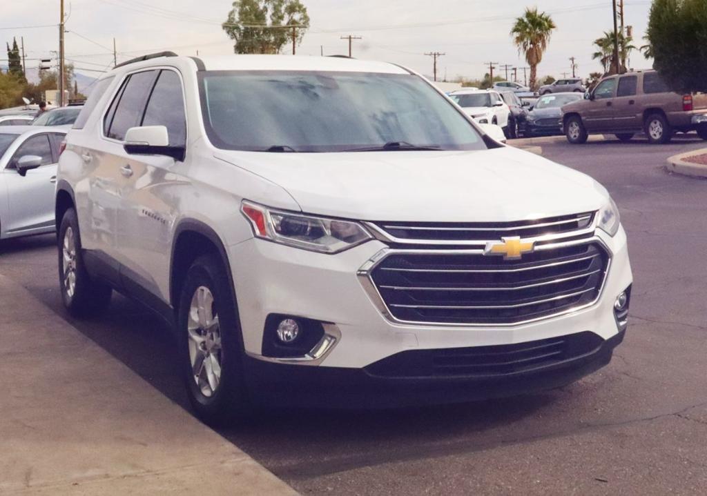 used 2021 Chevrolet Traverse car, priced at $18,995