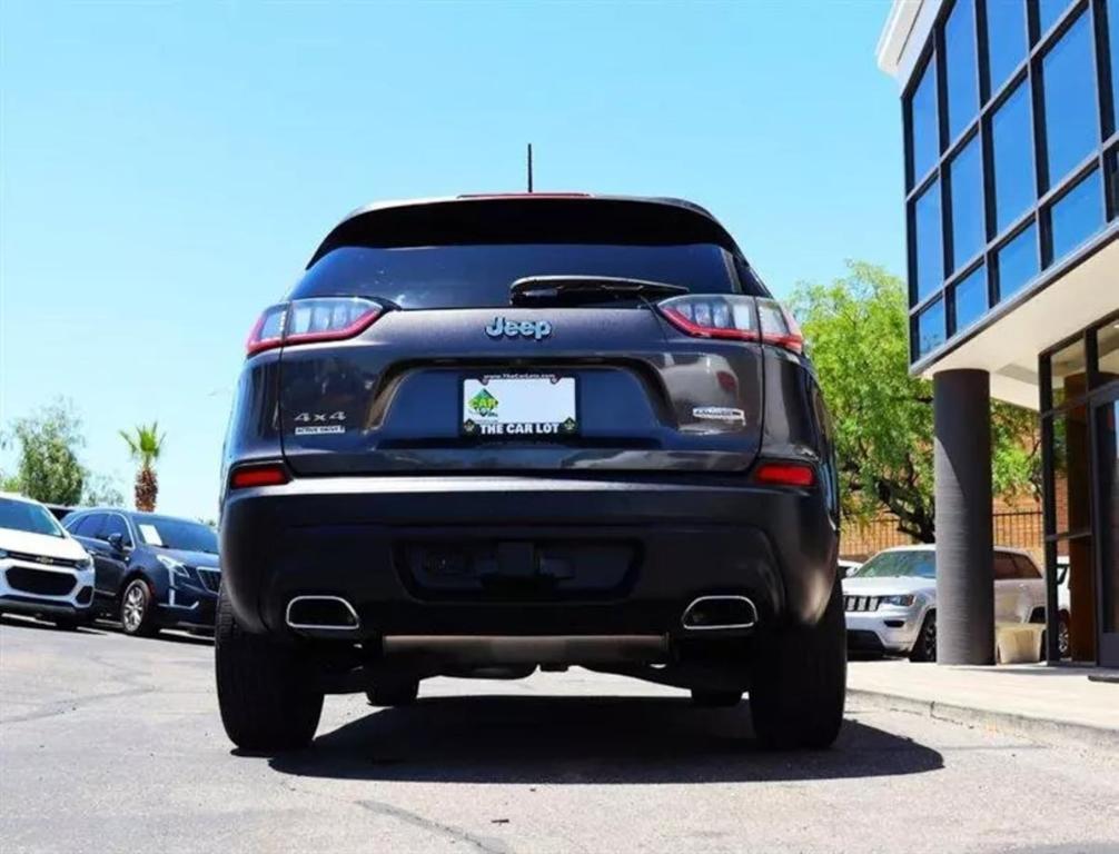 used 2021 Jeep Cherokee car, priced at $20,995