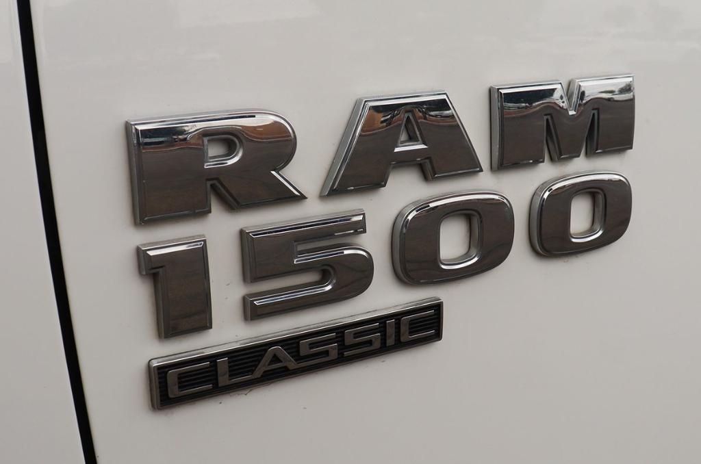 used 2022 Ram 1500 Classic car, priced at $25,995