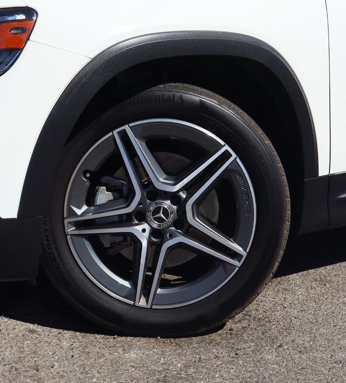 used 2021 Mercedes-Benz GLB 250 car, priced at $26,706