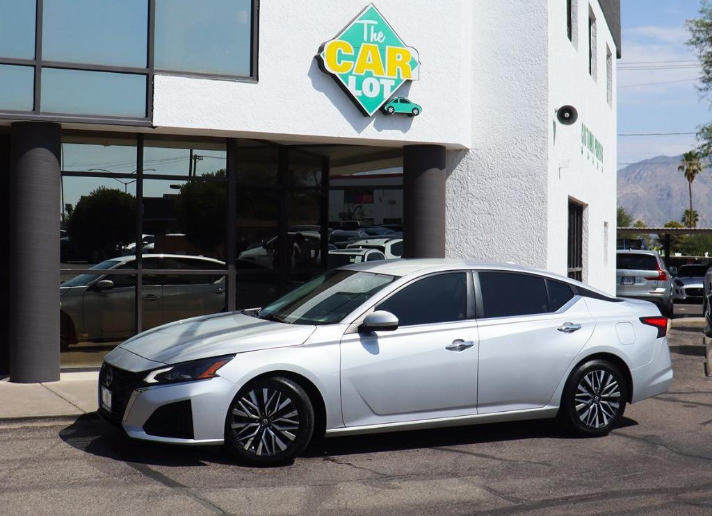 used 2023 Nissan Altima car, priced at $17,995