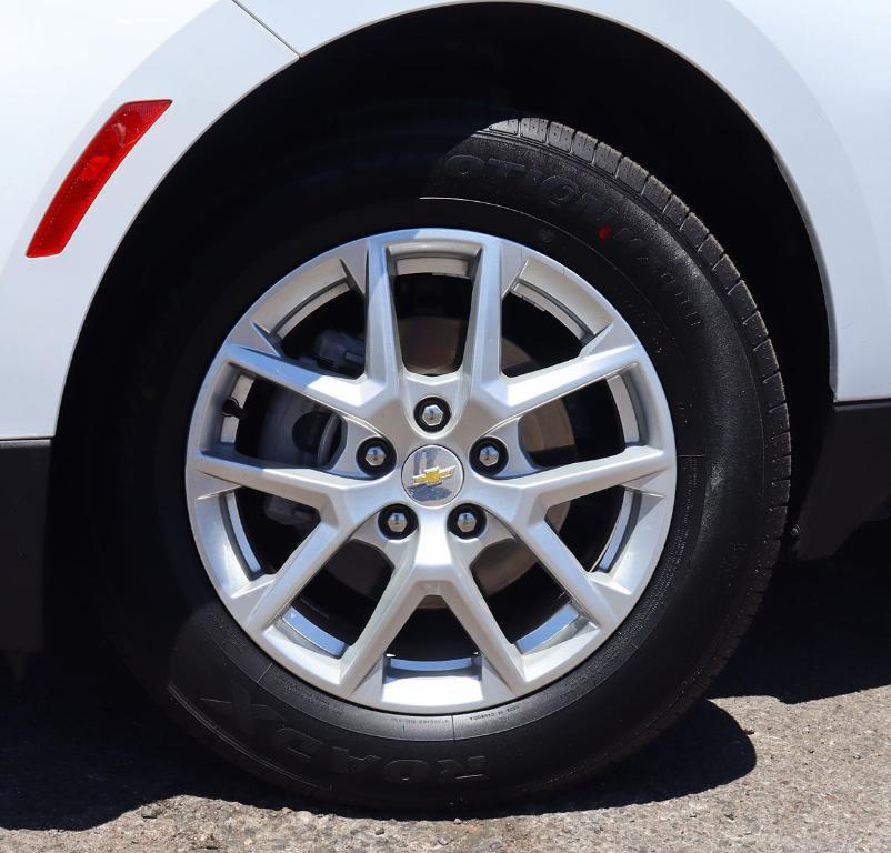 used 2022 Chevrolet Equinox car, priced at $18,995