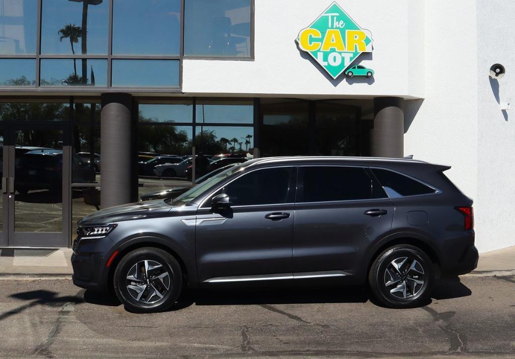 used 2021 Kia Sorento Hybrid car, priced at $19,995