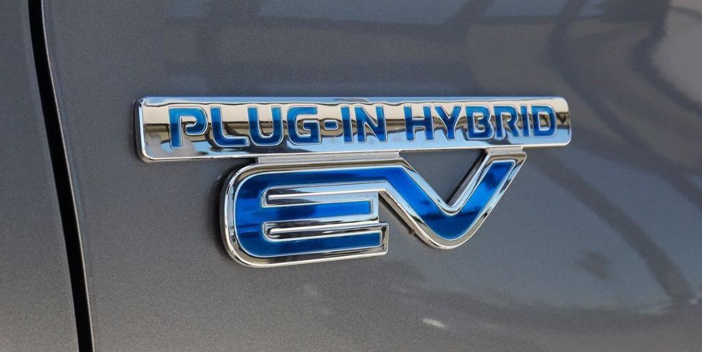 used 2022 Mitsubishi Outlander PHEV car, priced at $18,585