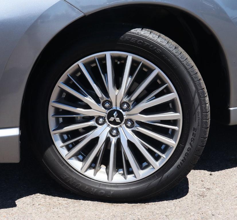 used 2022 Mitsubishi Outlander PHEV car, priced at $18,585