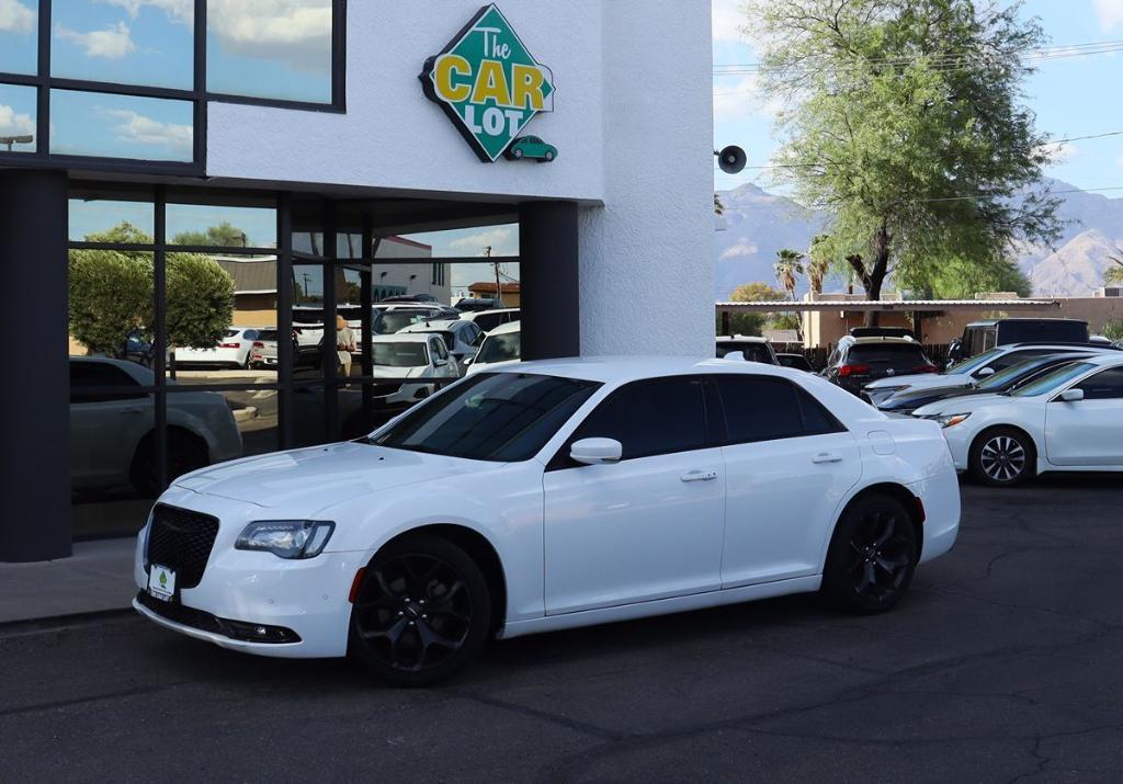 used 2021 Chrysler 300 car, priced at $25,995