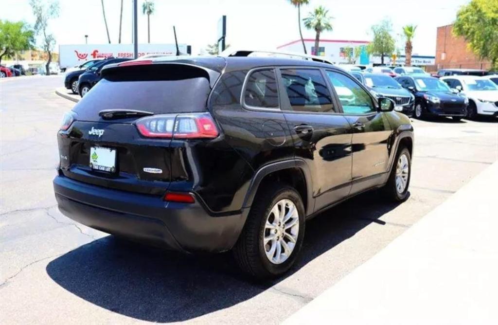 used 2020 Jeep Cherokee car, priced at $17,995