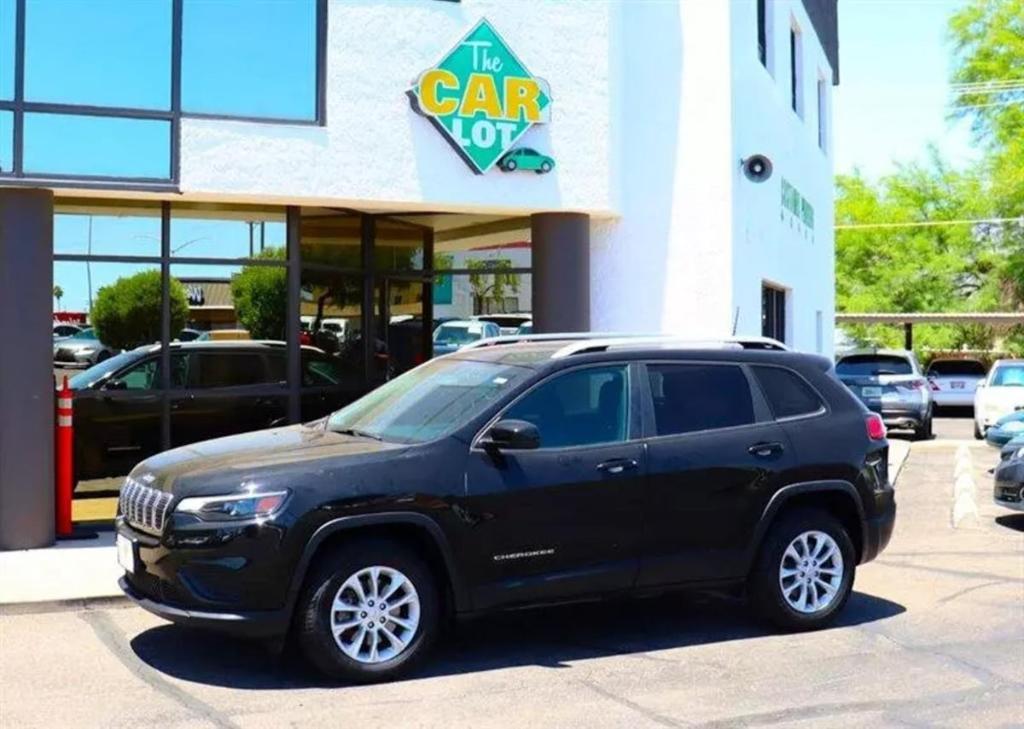 used 2020 Jeep Cherokee car, priced at $17,995