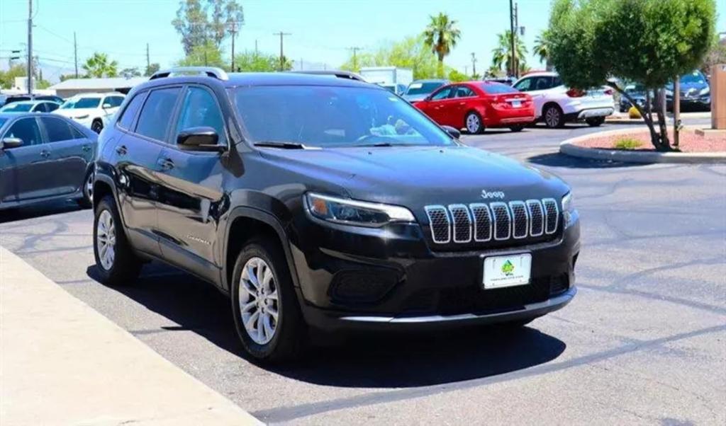 used 2020 Jeep Cherokee car, priced at $17,995