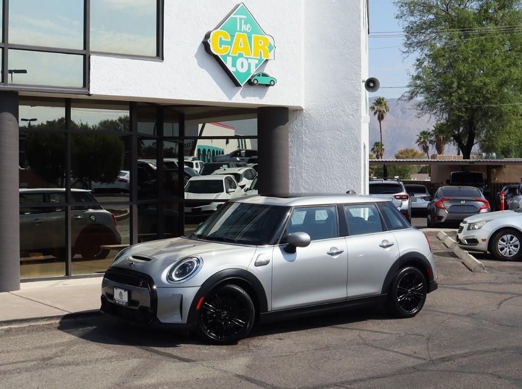 used 2024 MINI Hardtop car, priced at $22,995