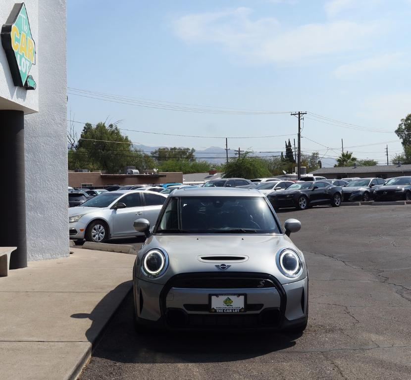 used 2024 MINI Hardtop car, priced at $22,995