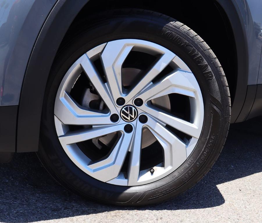 used 2020 Volkswagen Atlas Cross Sport car, priced at $21,252
