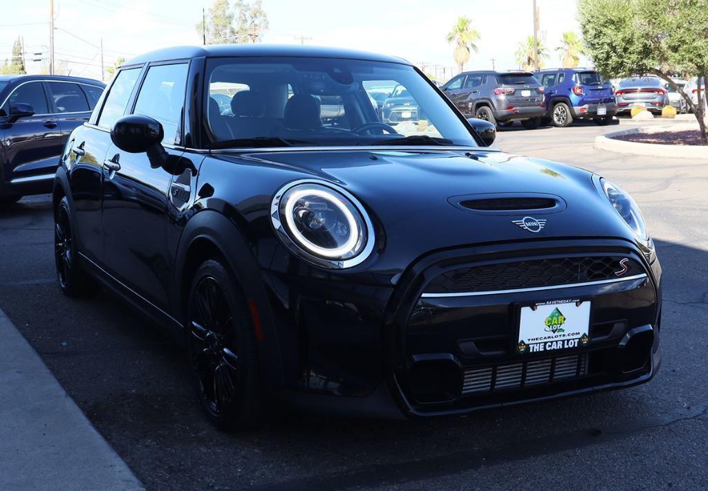 used 2024 MINI Hardtop car, priced at $22,995