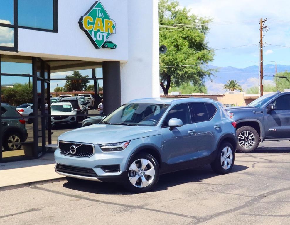 used 2022 Volvo XC40 car, priced at $21,995