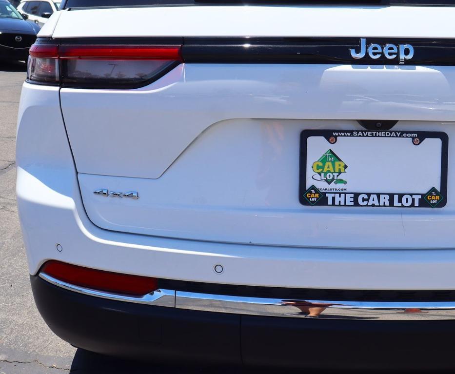 used 2023 Jeep Grand Cherokee car, priced at $25,995
