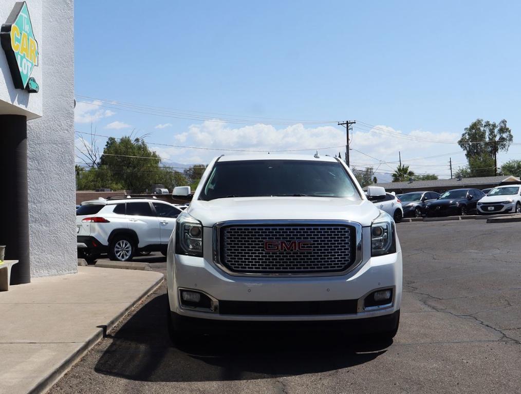 used 2017 GMC Yukon car, priced at $26,995