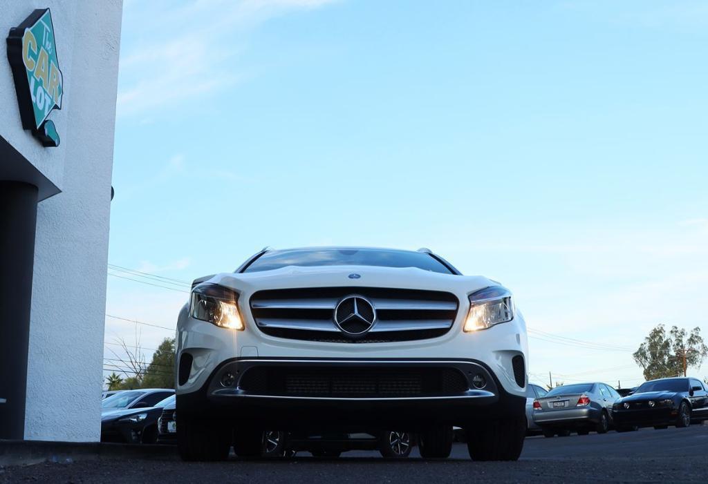 used 2017 Mercedes-Benz GLA 250 car, priced at $13,995