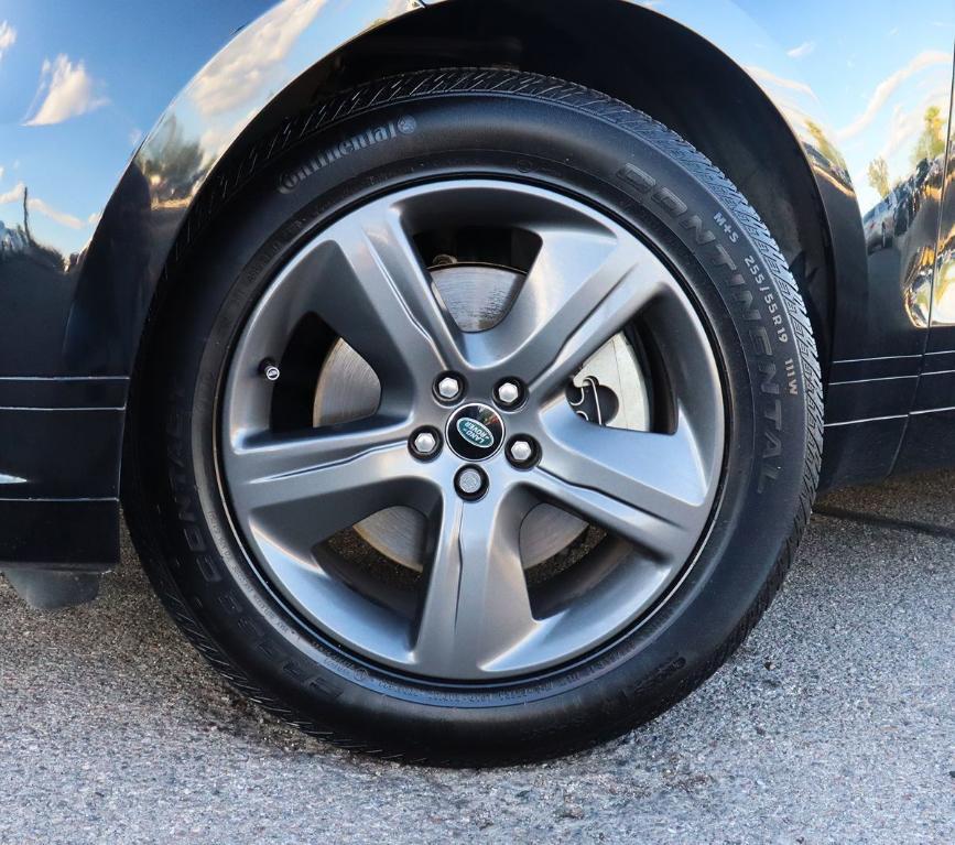 used 2022 Land Rover Range Rover Velar car, priced at $32,995