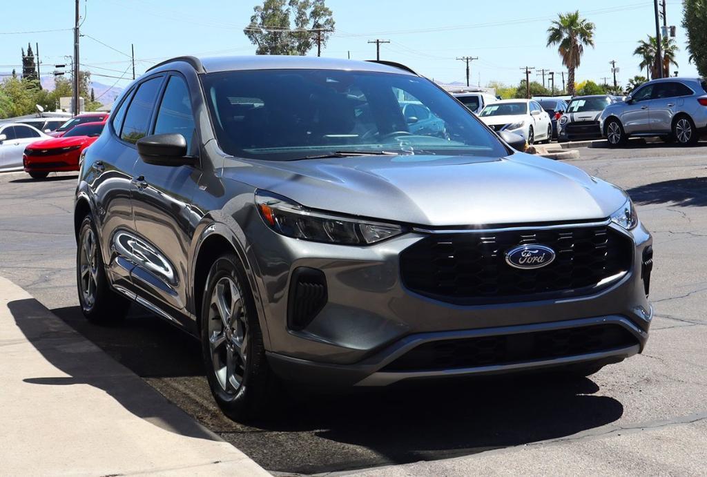 used 2023 Ford Escape car, priced at $20,995