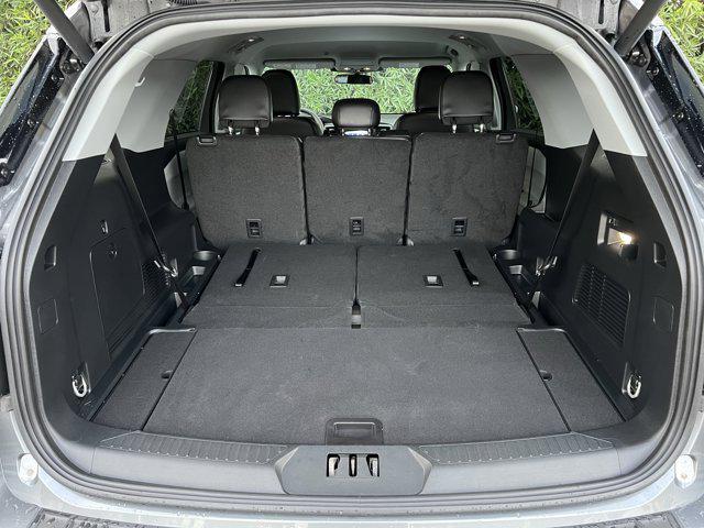 used 2024 Ford Explorer car, priced at $33,988