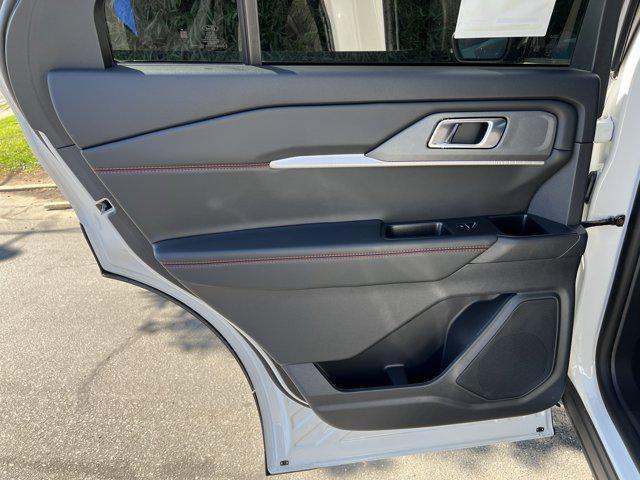 new 2025 Ford Explorer car, priced at $51,280