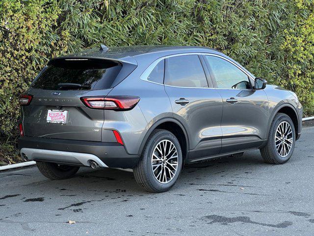 new 2025 Ford Escape car, priced at $39,895