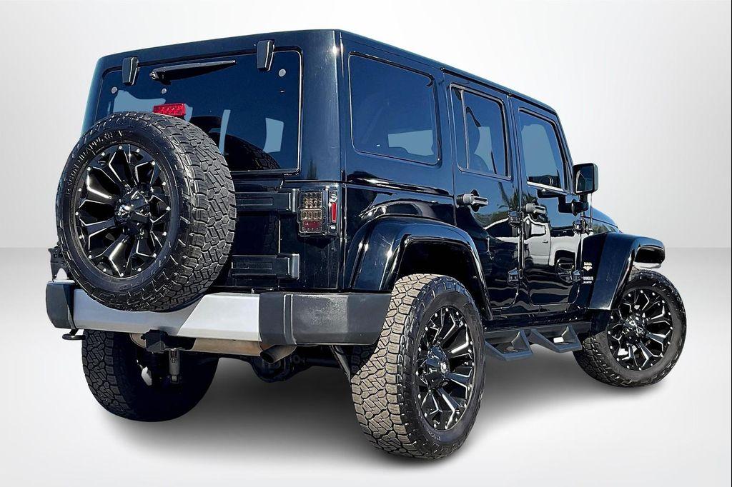 used 2015 Jeep Wrangler Unlimited car, priced at $18,987