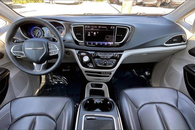 used 2023 Chrysler Pacifica car, priced at $27,746