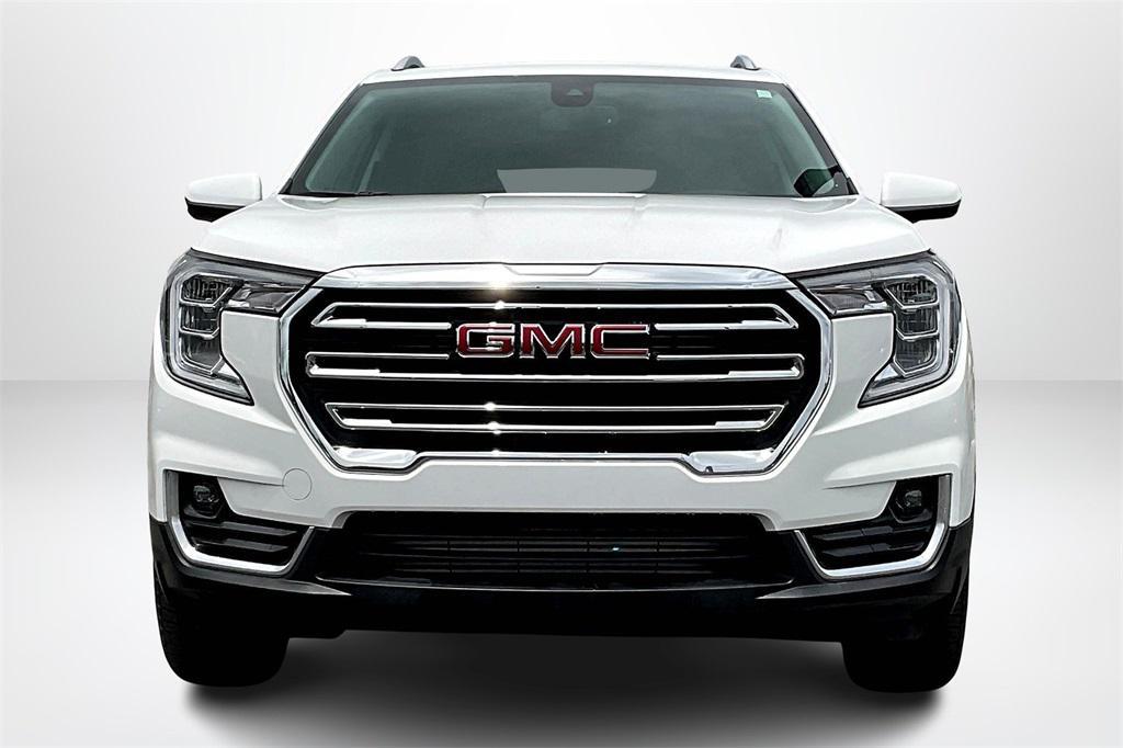 used 2024 GMC Terrain car, priced at $24,987