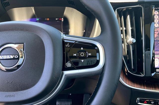 used 2023 Volvo XC60 Recharge Plug-In Hybrid car, priced at $38,103
