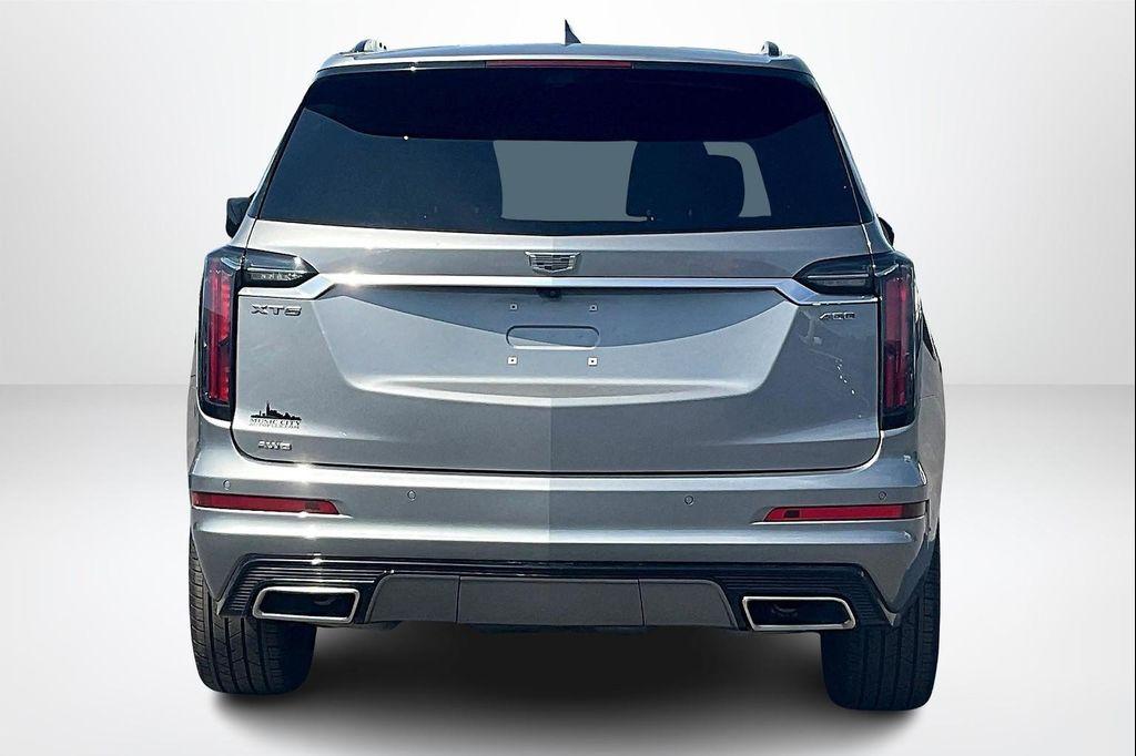 used 2024 Cadillac XT6 car, priced at $53,946