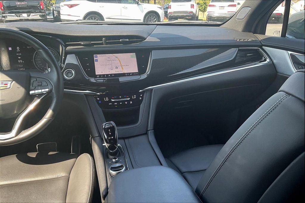 used 2024 Cadillac XT6 car, priced at $53,946