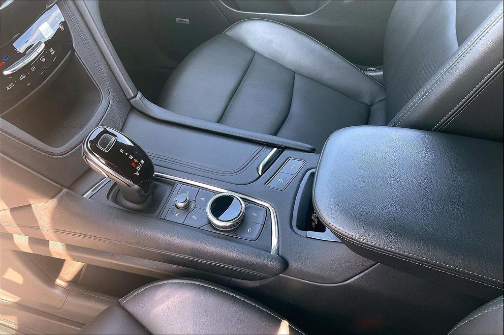 used 2024 Cadillac XT6 car, priced at $53,946