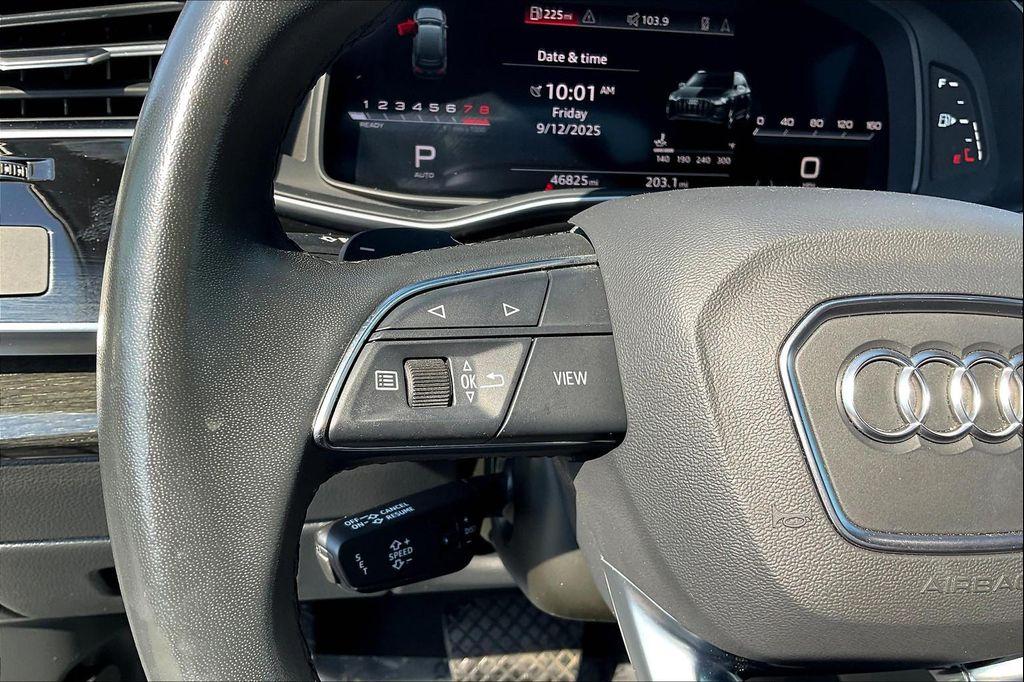 used 2023 Audi Q7 car, priced at $35,819