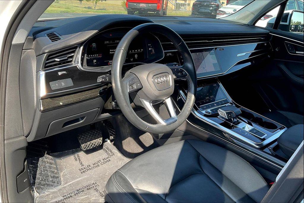 used 2023 Audi Q7 car, priced at $35,819