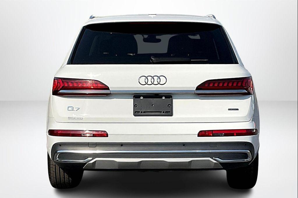 used 2023 Audi Q7 car, priced at $35,819