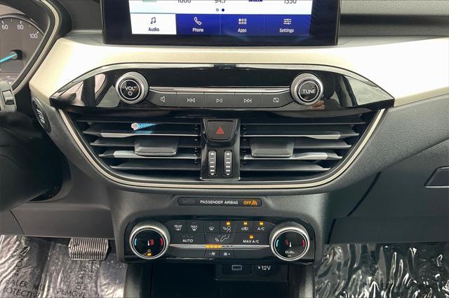 used 2022 Ford Escape car, priced at $22,336