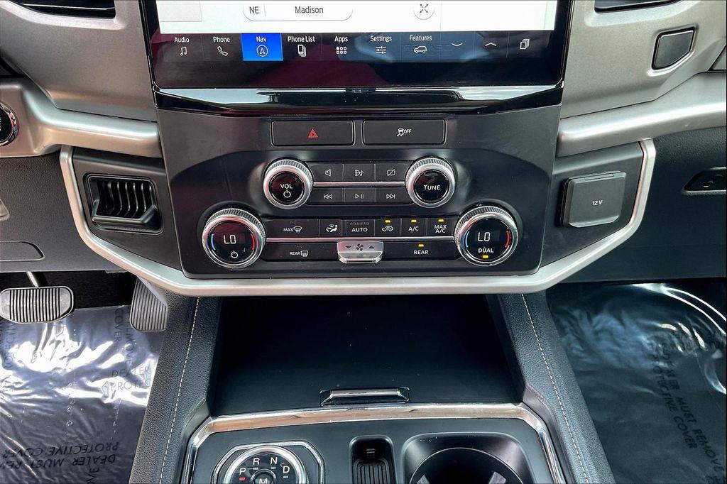 used 2022 Ford Expedition car, priced at $38,978