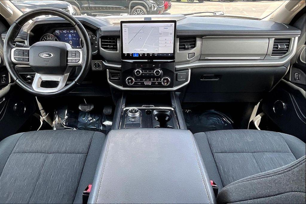 used 2022 Ford Expedition car, priced at $38,978