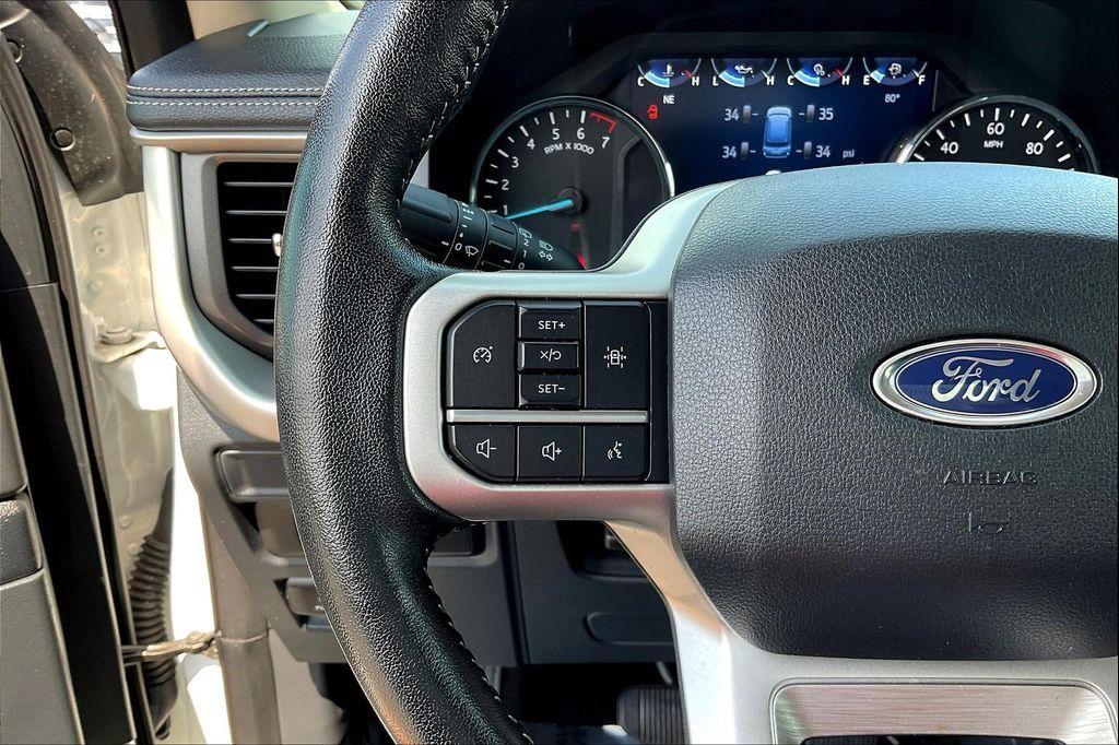 used 2022 Ford Expedition car, priced at $38,978