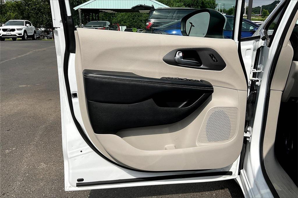 used 2023 Chrysler Pacifica car, priced at $21,789