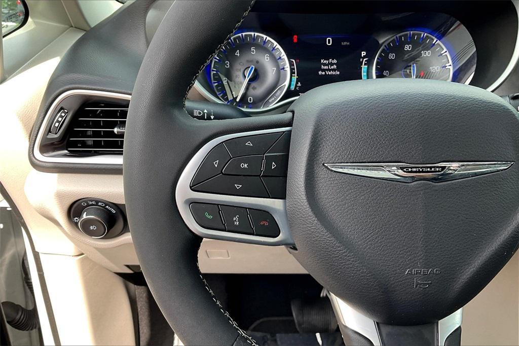 used 2023 Chrysler Pacifica car, priced at $21,789