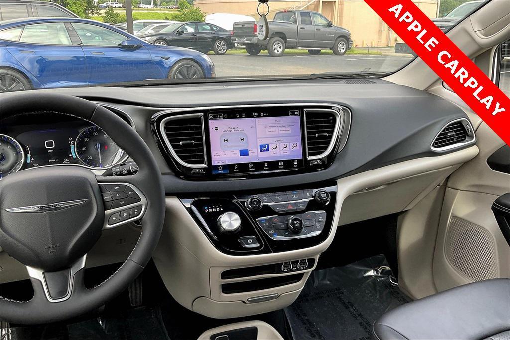 used 2023 Chrysler Pacifica car, priced at $21,789