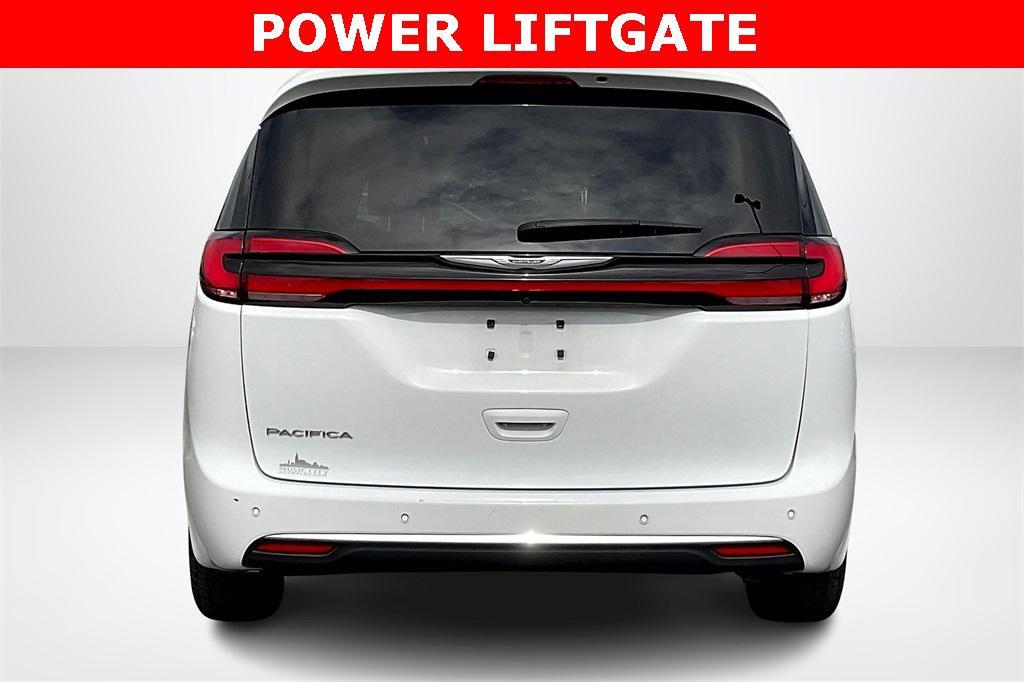 used 2023 Chrysler Pacifica car, priced at $21,789