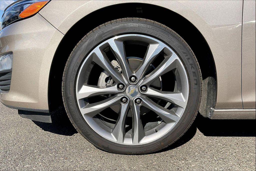 used 2024 Chevrolet Malibu car