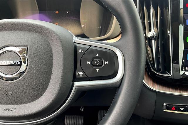 used 2022 Volvo XC60 Recharge Plug-In Hybrid car, priced at $32,385