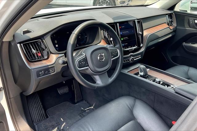 used 2022 Volvo XC60 Recharge Plug-In Hybrid car, priced at $32,385